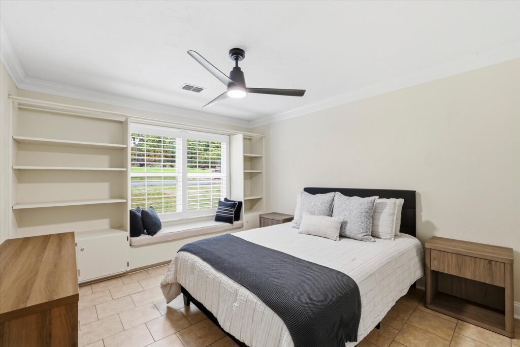 Queen Bedroom